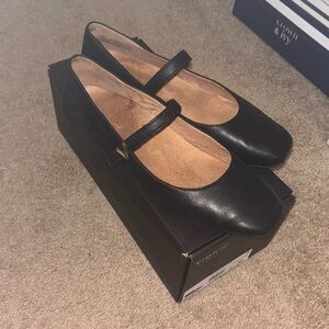 Vionic Mary Jane’s